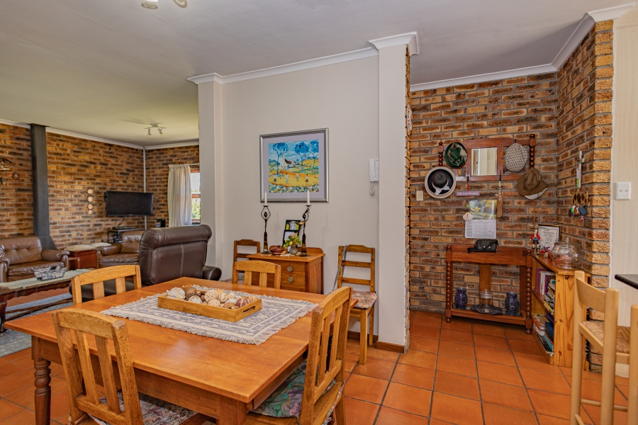 4 Bedroom Property for Sale in Amandelrug Western Cape